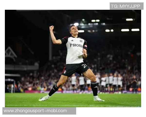 英超抢断之王帕利尼亚本赛季已完成39次抢断领跑全联盟